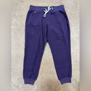 Figs Women’s Zamora Jogger Scrub Pants Purple Petite